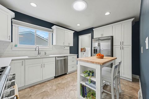 Tiny photo for 3535 Washington Street, Lansing, IL 60438 (MLS # 12609588)