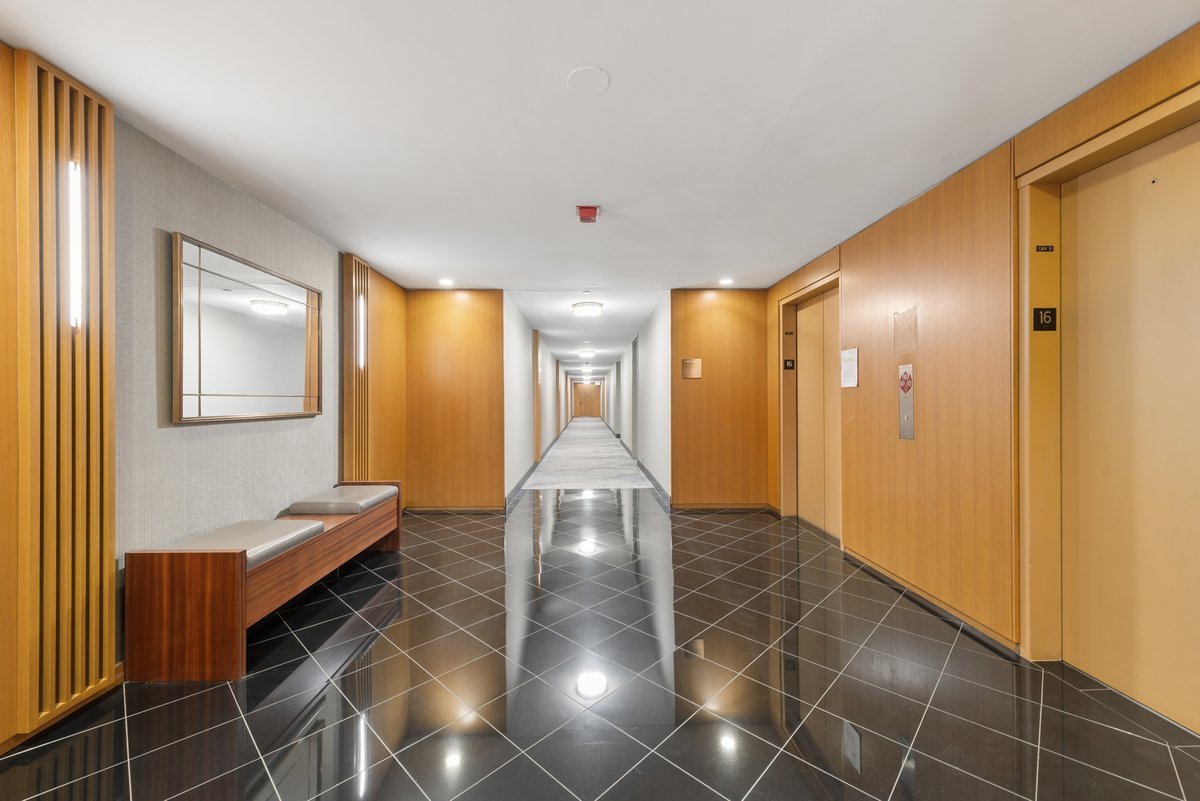 680 N LAKE SHORE Drive 1611