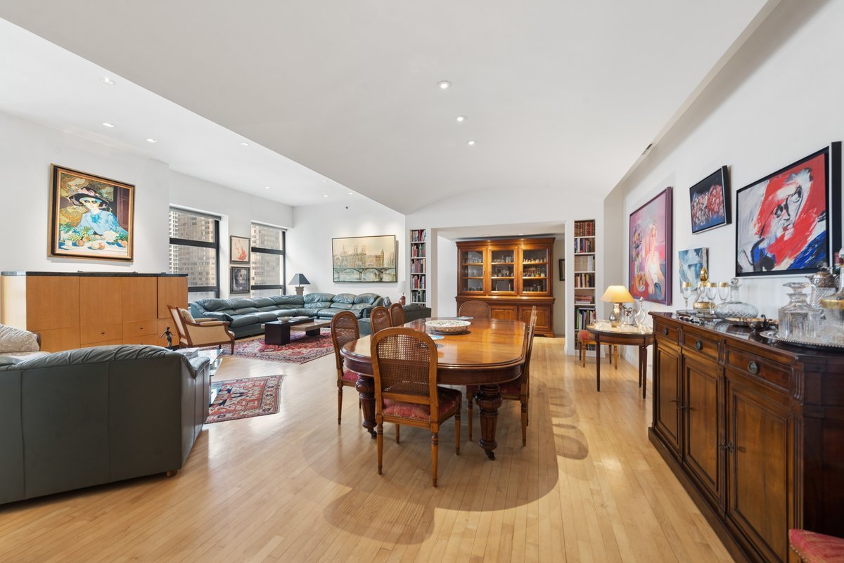 680 N LAKE SHORE Drive 1611