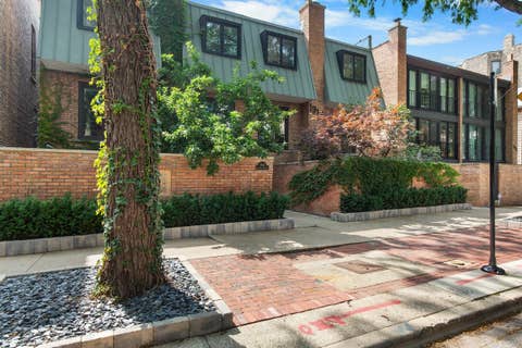 Tiny photo for 1912 N Cleveland Avenue #B, Chicago, IL 60614 (MLS # 12734307)
