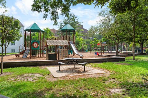 Tiny photo for 1912 N Cleveland Avenue #B, Chicago, IL 60614 (MLS # 12734307)