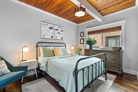 Tiny photo for 1912 N Cleveland Avenue #B, Chicago, IL 60614 (MLS # 12734307)