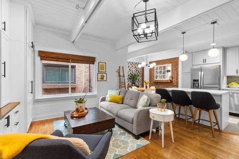 Tiny photo for 1912 N Cleveland Avenue #B, Chicago, IL 60614 (MLS # 12734307)
