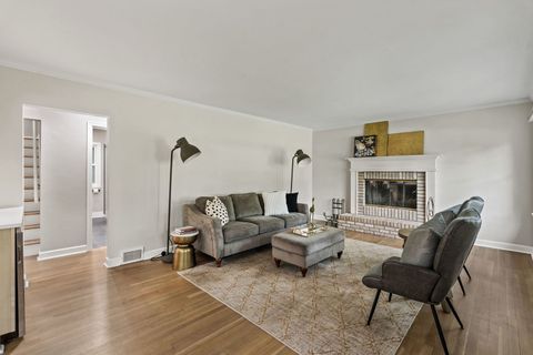 Tiny photo for 2140 Fairhaven Road, Davenport, IA 52803 (MLS # 12684346)