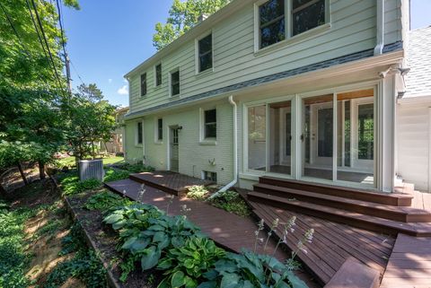 Tiny photo for 2140 Fairhaven Road, Davenport, IA 52803 (MLS # 12684346)