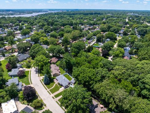 Tiny photo for 2140 Fairhaven Road, Davenport, IA 52803 (MLS # 12684346)
