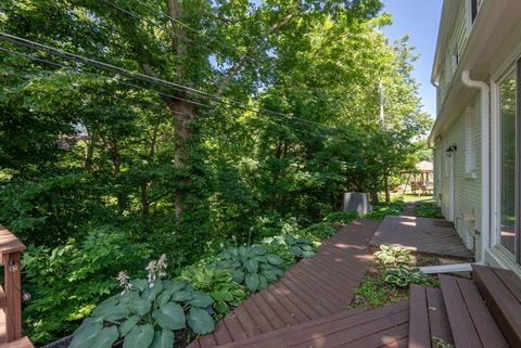 Tiny photo for 2140 Fairhaven Road, Davenport, IA 52803 (MLS # 12684346)