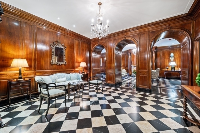1500 N Lake Shore Drive 11A