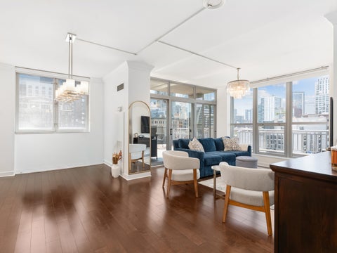 Tiny photo for 600 N Dearborn Street #602, Chicago, IL 60654 (MLS # 12748900)