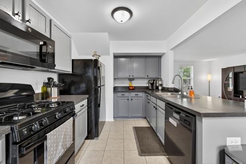 Tiny photo for 939 Four Seasons Boulevard, Aurora, IL 60504 (MLS # 12599920)