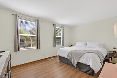 Tiny photo for 939 Four Seasons Boulevard, Aurora, IL 60504 (MLS # 12599920)