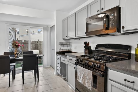Tiny photo for 939 Four Seasons Boulevard, Aurora, IL 60504 (MLS # 12599920)