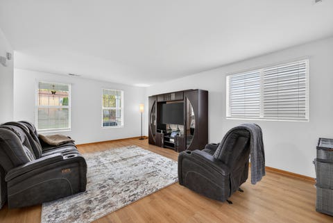 Tiny photo for 939 Four Seasons Boulevard, Aurora, IL 60504 (MLS # 12599920)