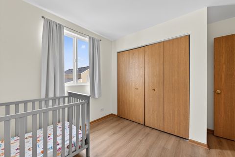 Tiny photo for 939 Four Seasons Boulevard, Aurora, IL 60504 (MLS # 12599920)