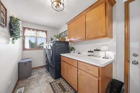 Tiny photo for 16065 Ridgewood Drive, Homer Glen, IL 60491 (MLS # 12710117)