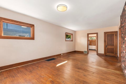 Tiny photo for 121 S Fordham Avenue, Aurora, IL 60506 (MLS # 12757469)
