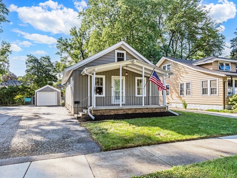Tiny photo for 121 S Fordham Avenue, Aurora, IL 60506 (MLS # 12757469)