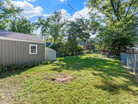 Tiny photo for 121 S Fordham Avenue, Aurora, IL 60506 (MLS # 12757469)