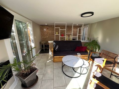 Tiny photo for 2515 N Lotus Avenue, Chicago, IL 60639 (MLS # 12493429)