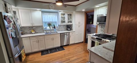Tiny photo for 10840 S Ridgeland Avenue, Worth, IL 60482 (MLS # 12491803)