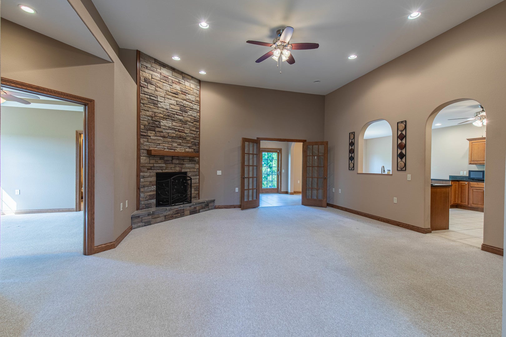 713 Independence Drive