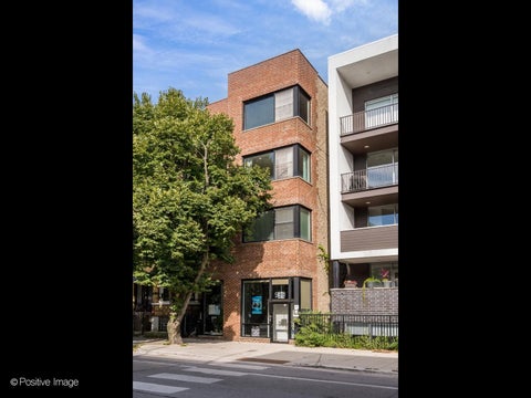 Photo of 929 N DAMEN Avenue #2, Chicago, IL 60622 (MLS # 12728977)