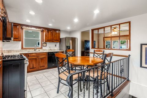 Tiny photo for 429 Rose Street, Bensenville, IL 60106 (MLS # 12625421)