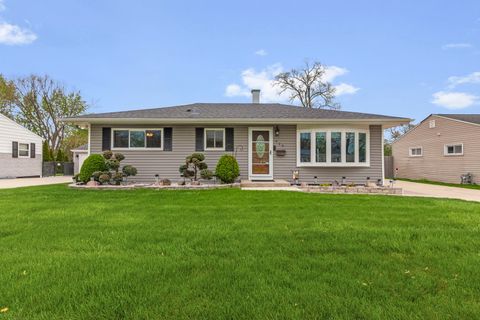 Tiny photo for 429 Rose Street, Bensenville, IL 60106 (MLS # 12625421)