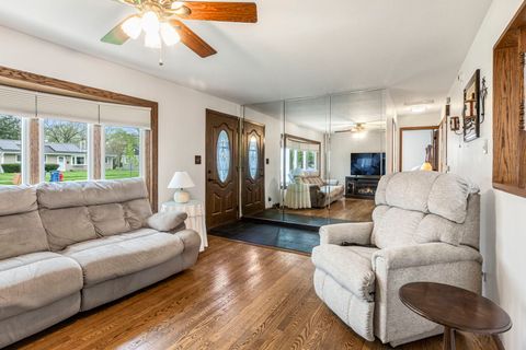 Tiny photo for 429 Rose Street, Bensenville, IL 60106 (MLS # 12625421)