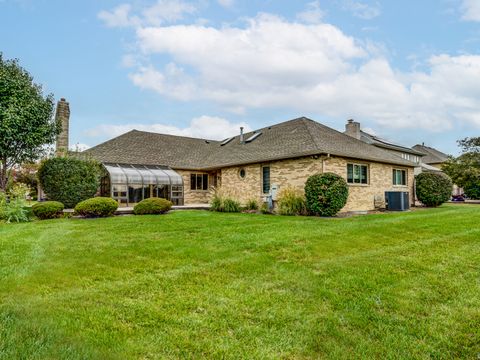 Tiny photo for 14947 Landings Lane, Oak Forest, IL 60452 (MLS # 12492794)
