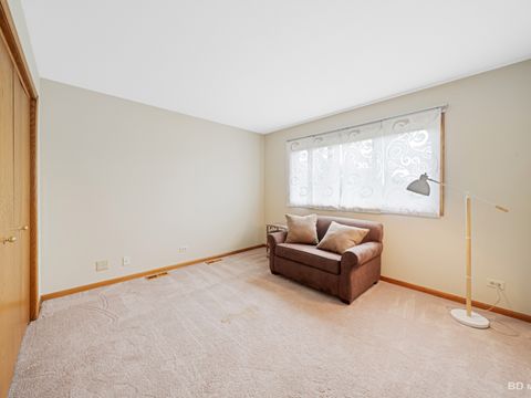 Tiny photo for 14947 Landings Lane, Oak Forest, IL 60452 (MLS # 12492794)
