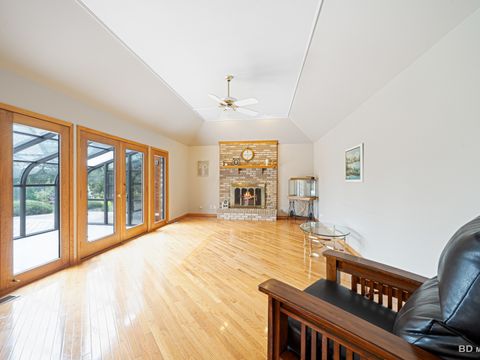 Tiny photo for 14947 Landings Lane, Oak Forest, IL 60452 (MLS # 12492794)