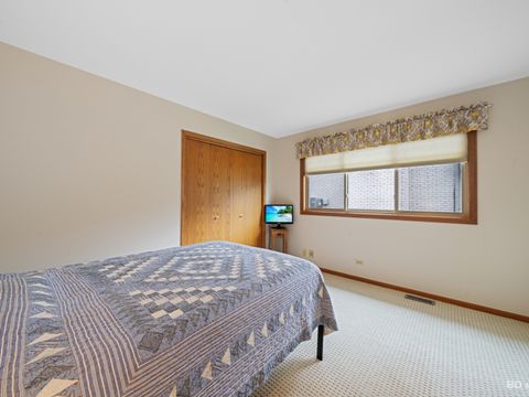 Tiny photo for 14947 Landings Lane, Oak Forest, IL 60452 (MLS # 12492794)