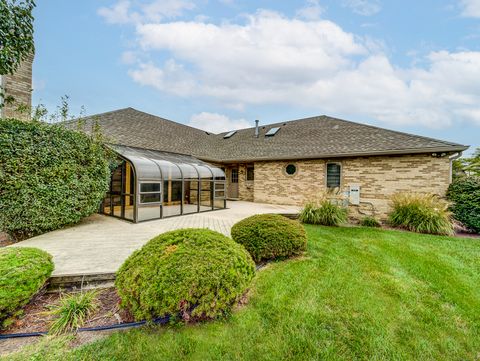 Tiny photo for 14947 Landings Lane, Oak Forest, IL 60452 (MLS # 12492794)