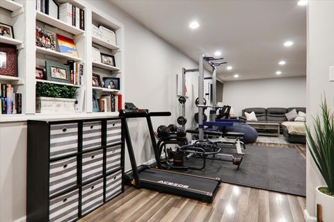 Tiny photo for 910 Drayton Street, Normal, IL 61761 (MLS # 12482261)