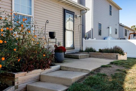 Tiny photo for 910 Drayton Street, Normal, IL 61761 (MLS # 12482261)