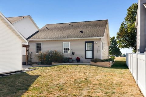 Tiny photo for 910 Drayton Street, Normal, IL 61761 (MLS # 12482261)