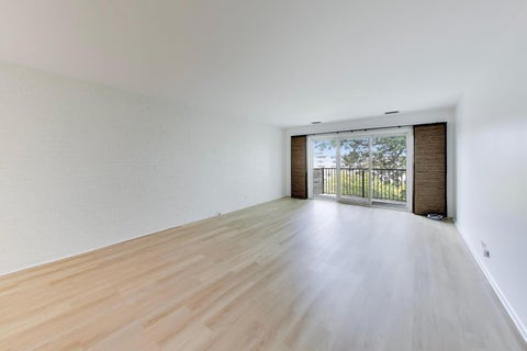 Tiny photo for 907 Curtiss Street #404, Downers Grove, IL 60515 (MLS # 12761689)