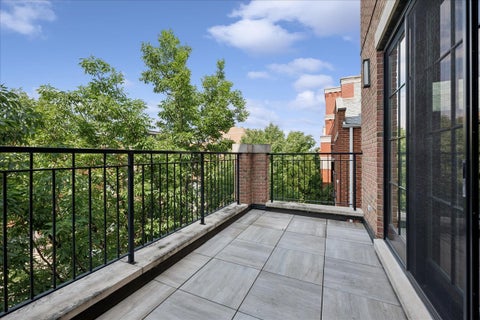 Tiny photo for 1923 N DAMEN Avenue #PH, Chicago, IL 60647 (MLS # 12748419)