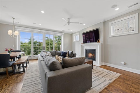 Tiny photo for 1923 N DAMEN Avenue #PH, Chicago, IL 60647 (MLS # 12748419)