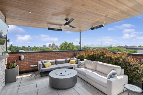 Tiny photo for 1923 N DAMEN Avenue #PH, Chicago, IL 60647 (MLS # 12748419)