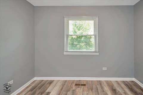 Tiny photo for 1947 Beacon Boulevard, Chicago Heights, IL 60411 (MLS # 12687605)