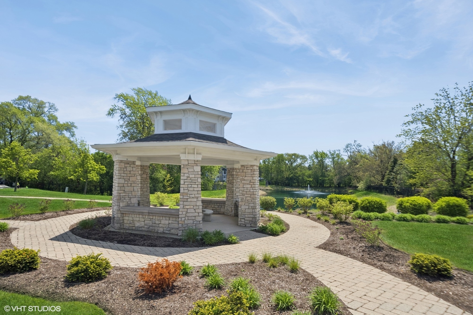 149 W Kennedy Lane 208