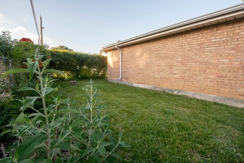 Tiny photo for 2500 Westover Avenue, North Riverside, IL 60546 (MLS # 12692762)