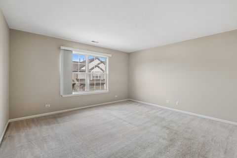 Tiny photo for 961 Sumac Court, Lindenhurst, IL 60046 (MLS # 12573193)