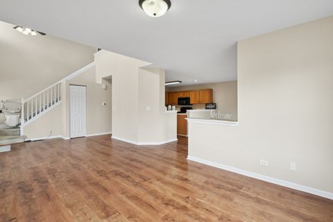 Tiny photo for 961 Sumac Court, Lindenhurst, IL 60046 (MLS # 12573193)