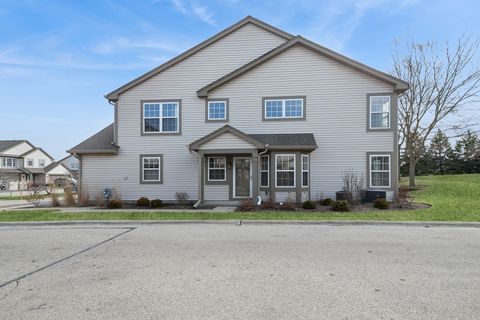 961 Sumac Court Lindenhurst IL 60046