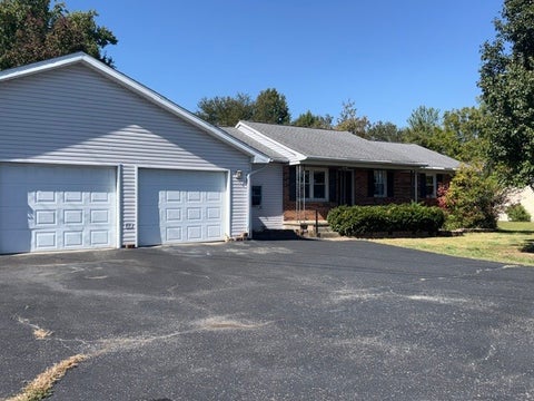 Tiny photo for 7207 Koester Road, Marion, IL 62959 (MLS # 12783658)
