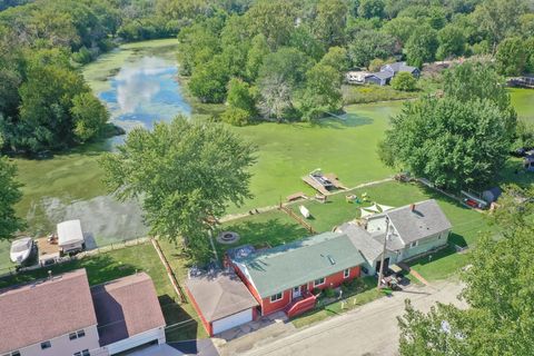 A home in Port Barrington