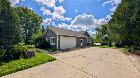 Tiny photo for 11617 Hawthorne Way, Huntley, IL 60142 (MLS # 12487884)